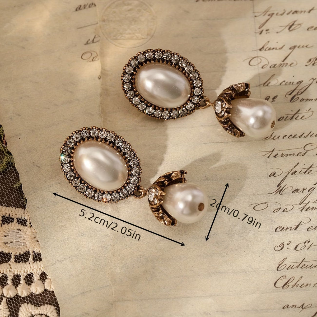Boucles d’oreilles pendantes perles ovales et halo strass, env. 5,2 cm et 4 cm