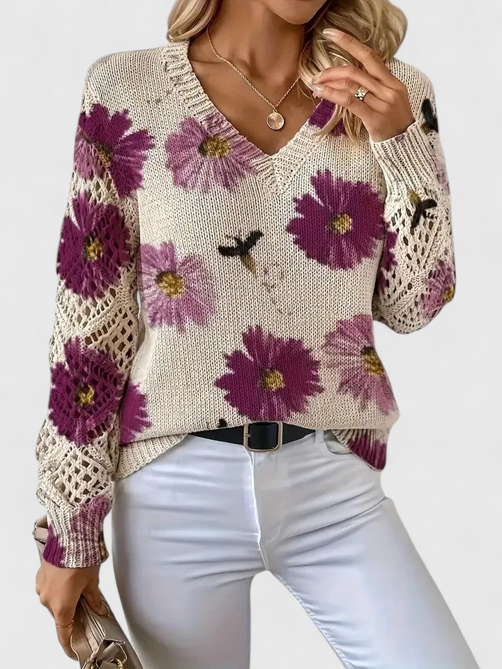 Gilet fleuri léger beige, col V, fleurs violettes, manches ajourées en crochet