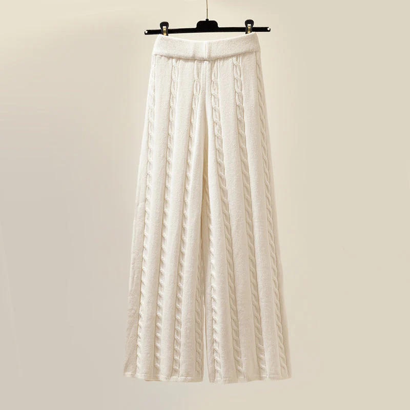 Ensemble Gabby en maille douillette blanc : jupe en maille torsadée, taille élastique