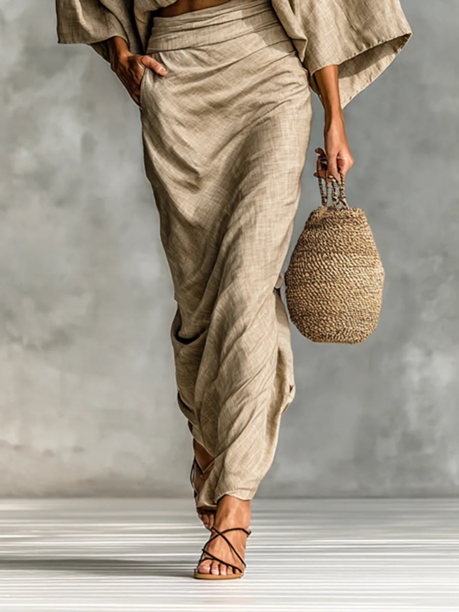 Ensemble 2 pièces kaki : blouse ample et jupe longue crayon à plis sur le devant