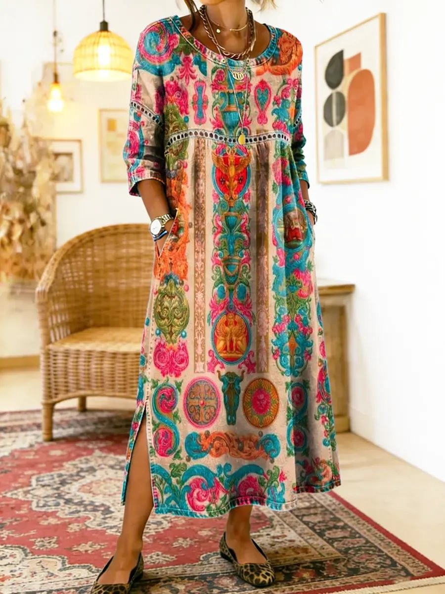 Robe longue imprimée aux motifs géométriques et baroques, manches trois-quarts