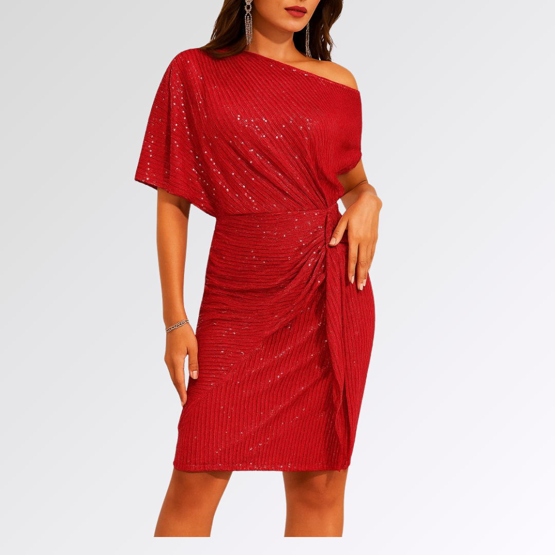 Robe asymétrique scintillante rouge, une épaule, drapé noué sur le côté.
