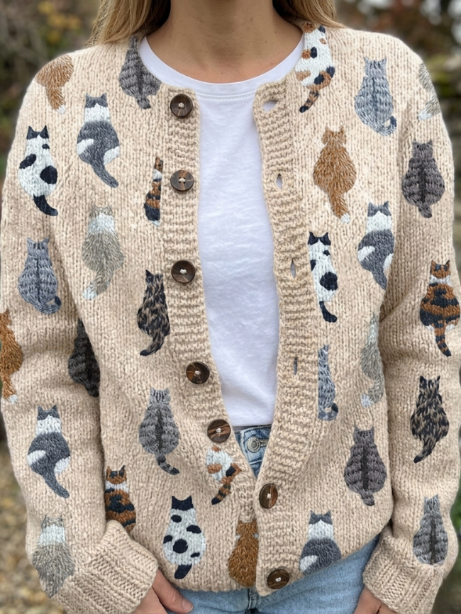 Gilet beige à boutons en tissu tricot, motifs de chats bleus et bruns, col ouvert