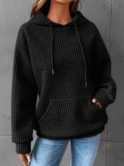 Sweat-shirt à capuche noir en tissu texturé, poche kangourou et cordons ajustables