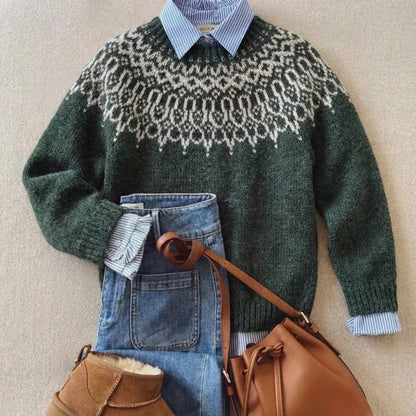 Pull jacquard nordique vert foncé à motifs blancs façon norvégienne, col rond côtelé.