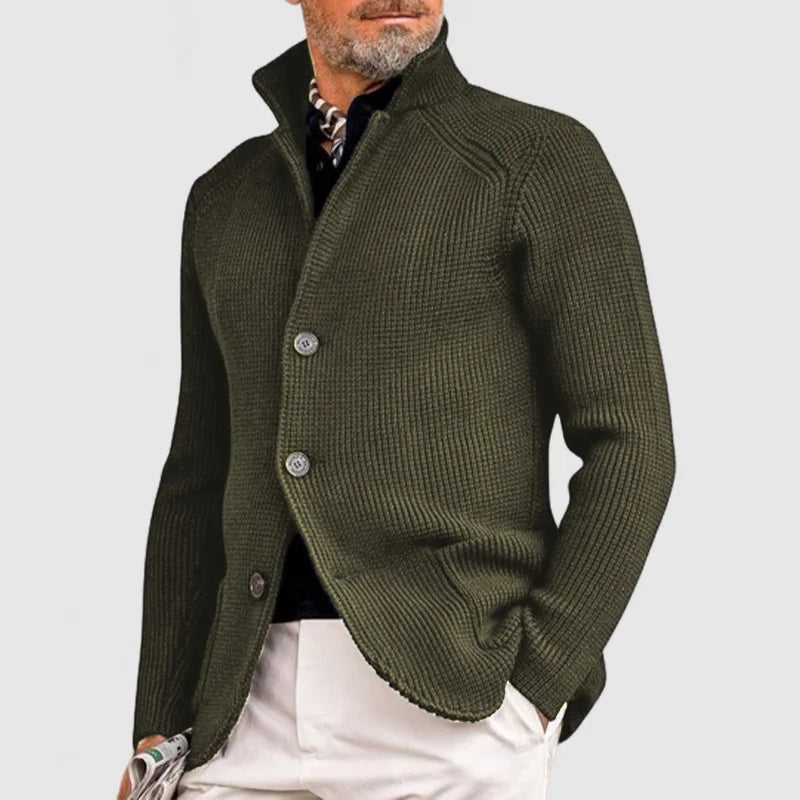 Cardigan homme col montant boutonné, maille texturée vert olive