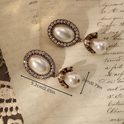 Boucles d’oreilles pendantes perles ovales et halo strass, env. 5,2 cm et 4 cm