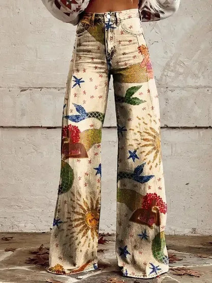Pantalon ample beige à motifs étoiles et fleurs, jambes évasées, fermeture boutonnée.