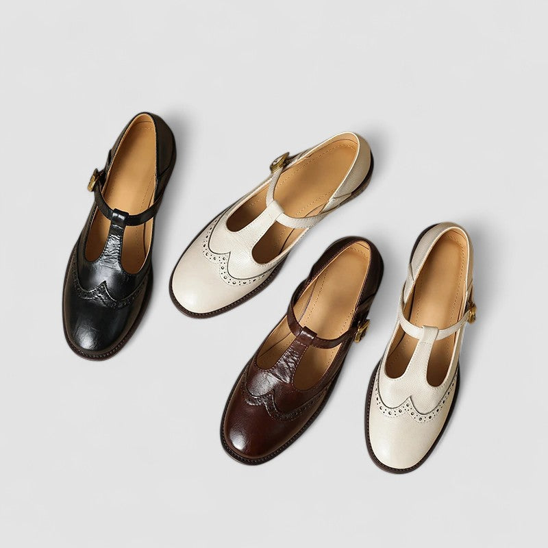 Chaussures bébé style Oxford Émilienne™ assorties, noir, beige et brun, vue d’ensemble.
