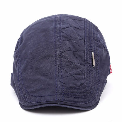 Casquette vintage Bloom™ bleu marine pour animaux, vue de dessus, zip et étiquette rouge