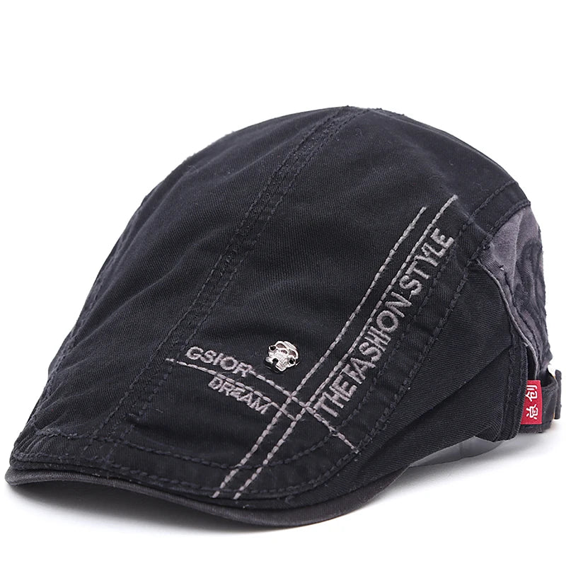 Casquette d’été Bloom™ noire, devant avec logos brodés et bouton décoratif.