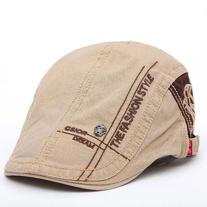 Casquette d’été Bloom™ beige, couture décorative et patch logo sur le côté.