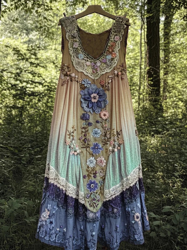 Robe bohème en lin dégradé beige, bleu et violet, broderies florales et dentelle au col