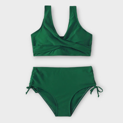 Bikini vert 2 pièces : haut croisé, bas taille haute à cordons