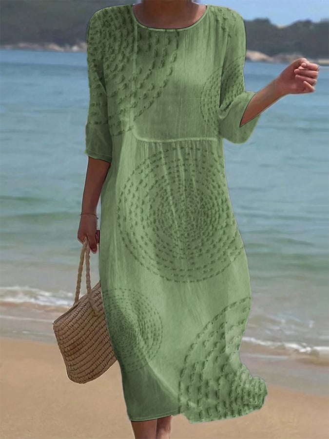 Robe midi Améliane™ verte col rond, manches trois-quarts, empiècements texturés