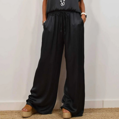 Ensemble deux pièces Celia noir : pantalon large fluide à taille froncée et haut ample