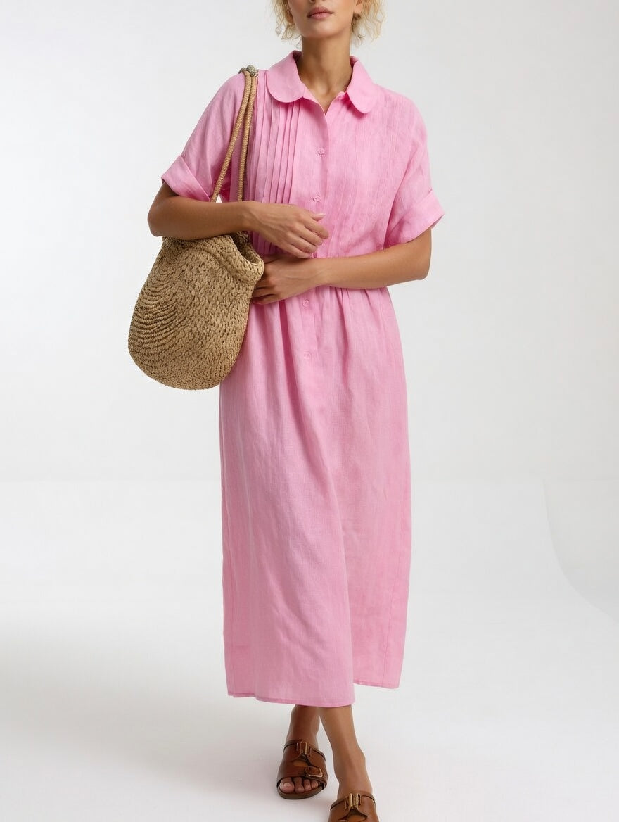 Robe chemise fluide rose, manches courtes, col, patte boutonnée, taille froncée