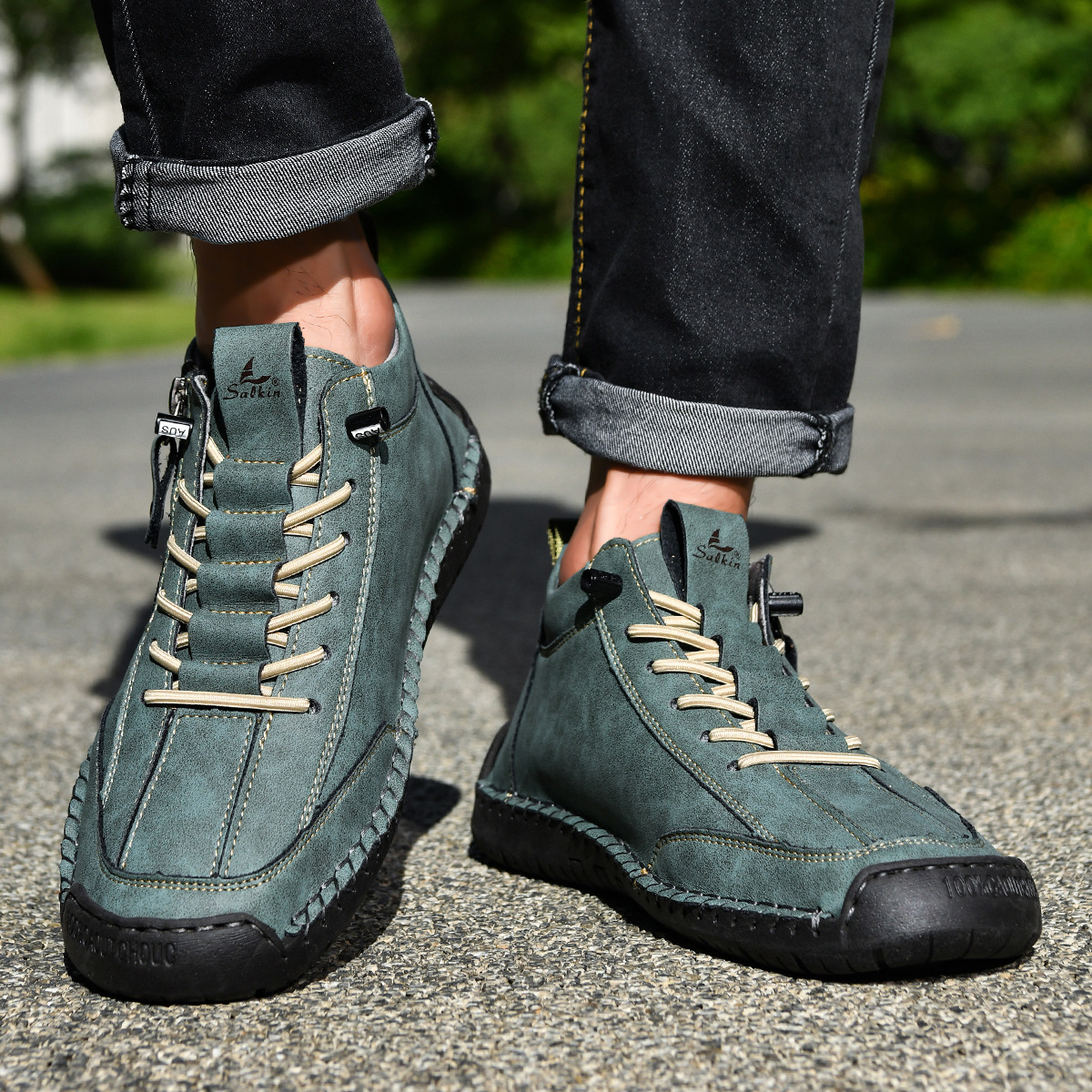 Paire de chaussures homme nubuck bleu-vert zippées, lacets et zip sur le côté