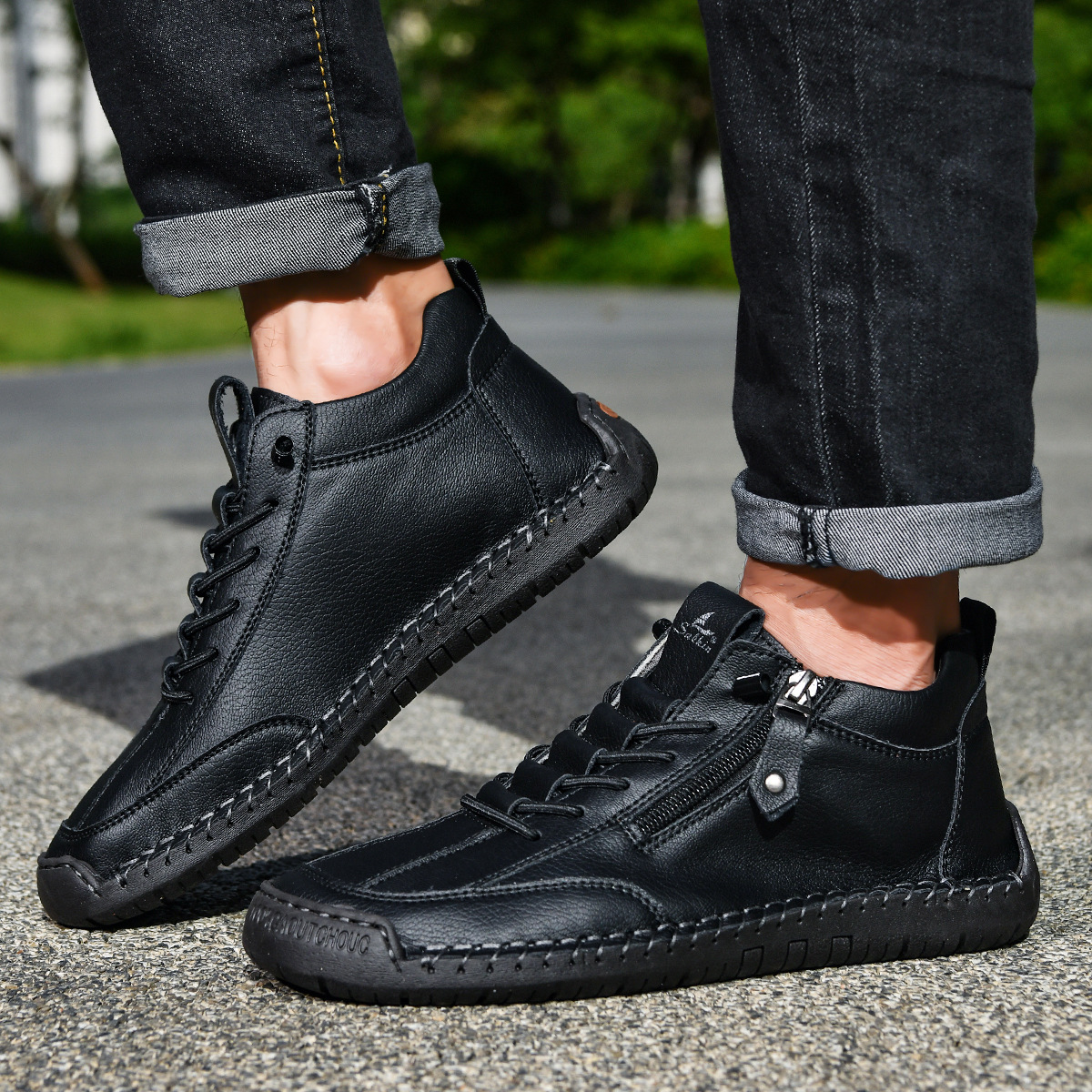 Paire de chaussures homme nubuck noir zippées, lacets et contrefort renforcé