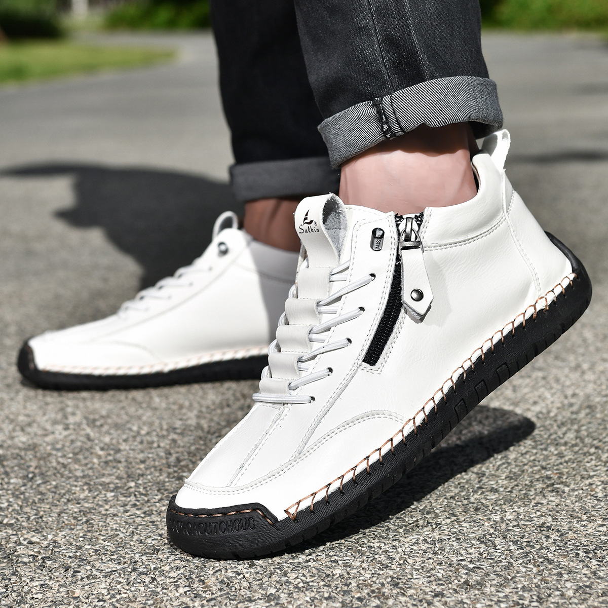 Chaussures homme Danoir Paris™ nubuck blanc zippées, lacets, coutures décoratives