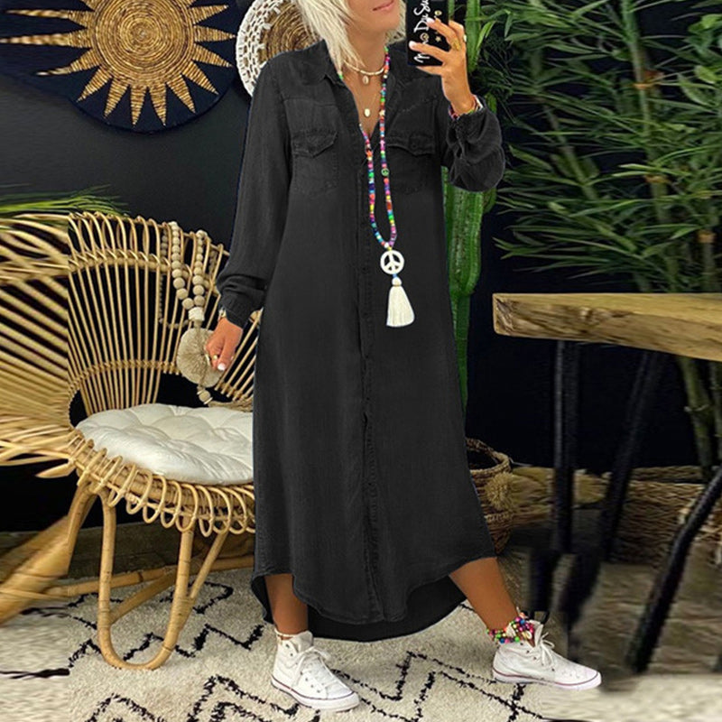 Robe longue en jean noir, fermeture boutonnée, manches longues et poches