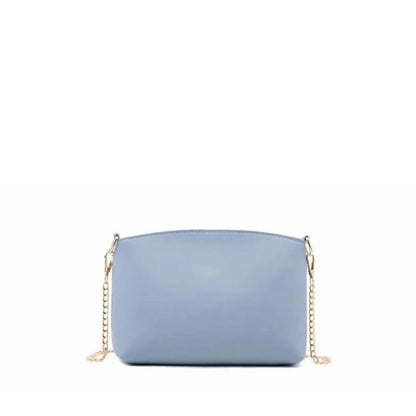Sac rectangulaire bleu clair avec chaîne dorée et bandoulière