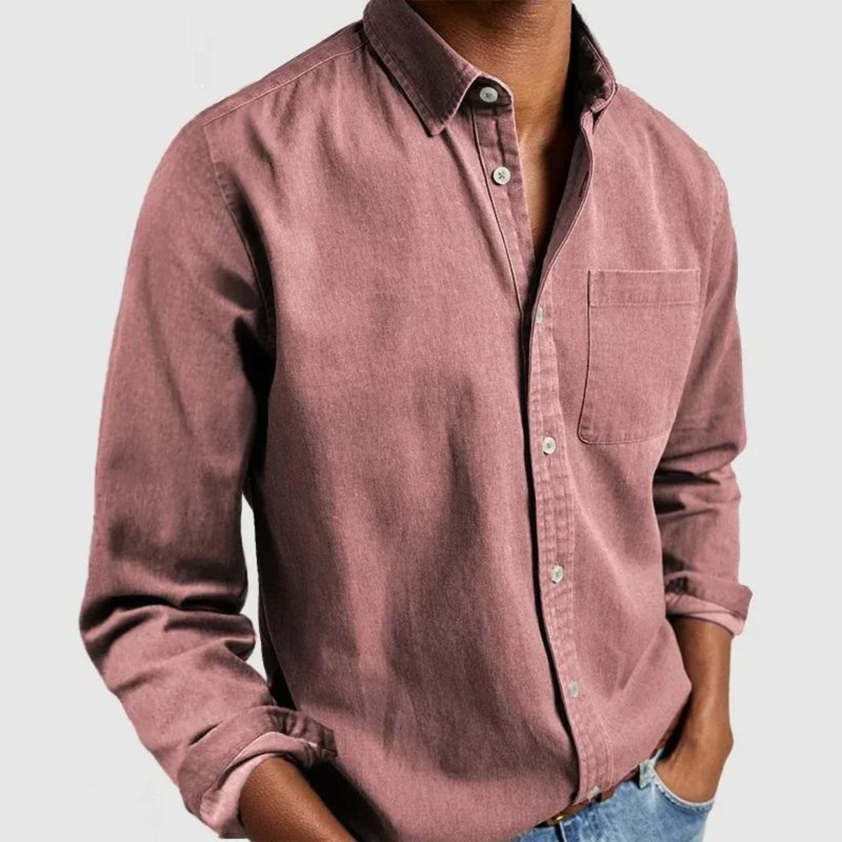 Chemise en coton homme rose, manches longues, col boutonné, patte et poche poitrine.