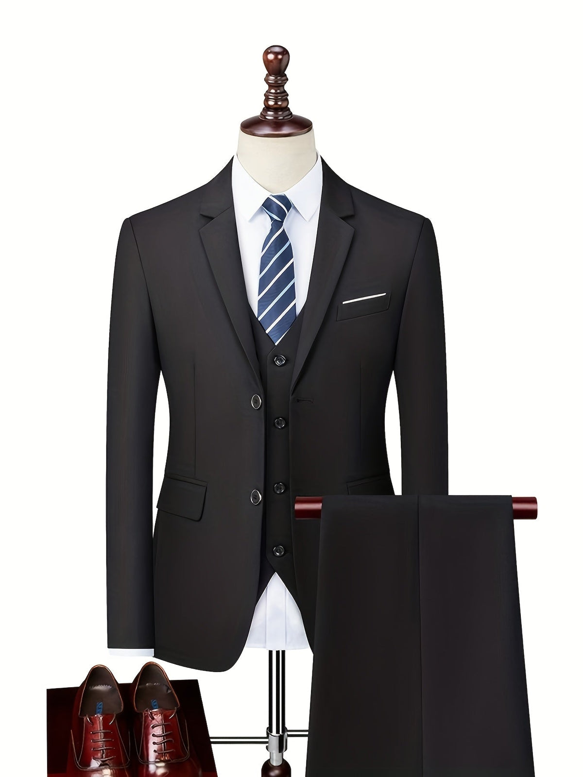 Costume moderne pour homme noir, complet : veste, gilet et pantalon assortis