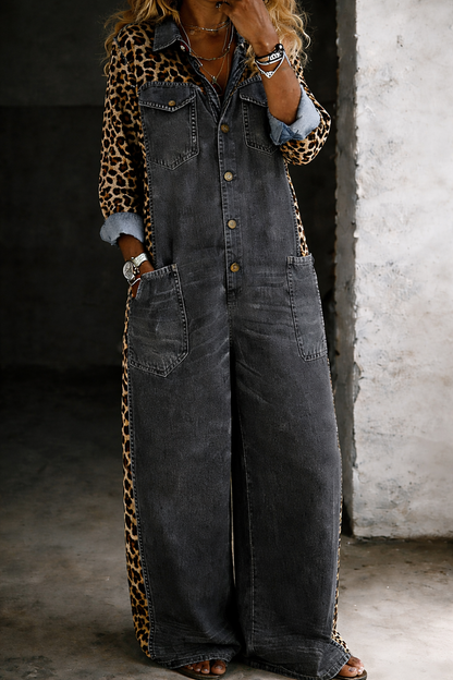 Combinaison-short en jean gris foncé, manches longues, col chemise, boutons, poches