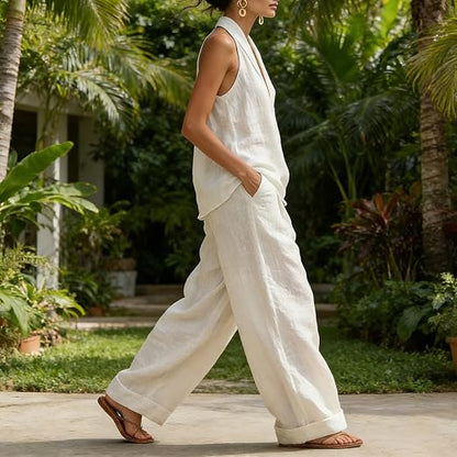 Ensemble lin texturé blanc : haut sans manches col V et pantalon long ample.