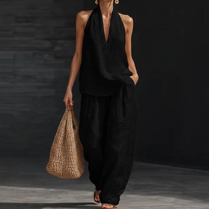 Ensemble deux pièces en lin texturé noir : top col V et pantalon ample.