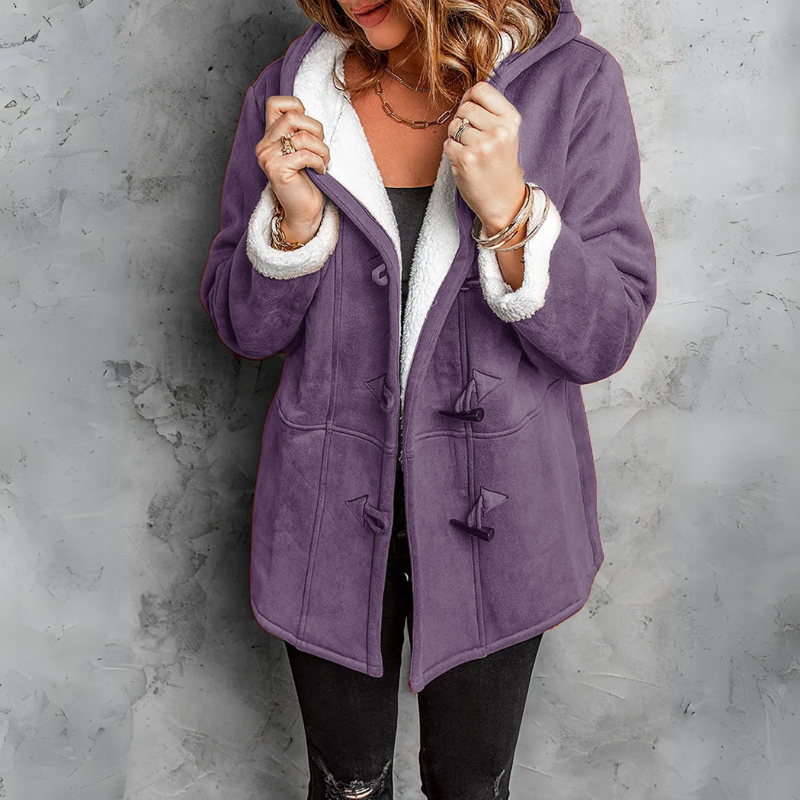 Manteau femme violet à capuche, doublure sherpa blanche, fermeture à boutons à tige.