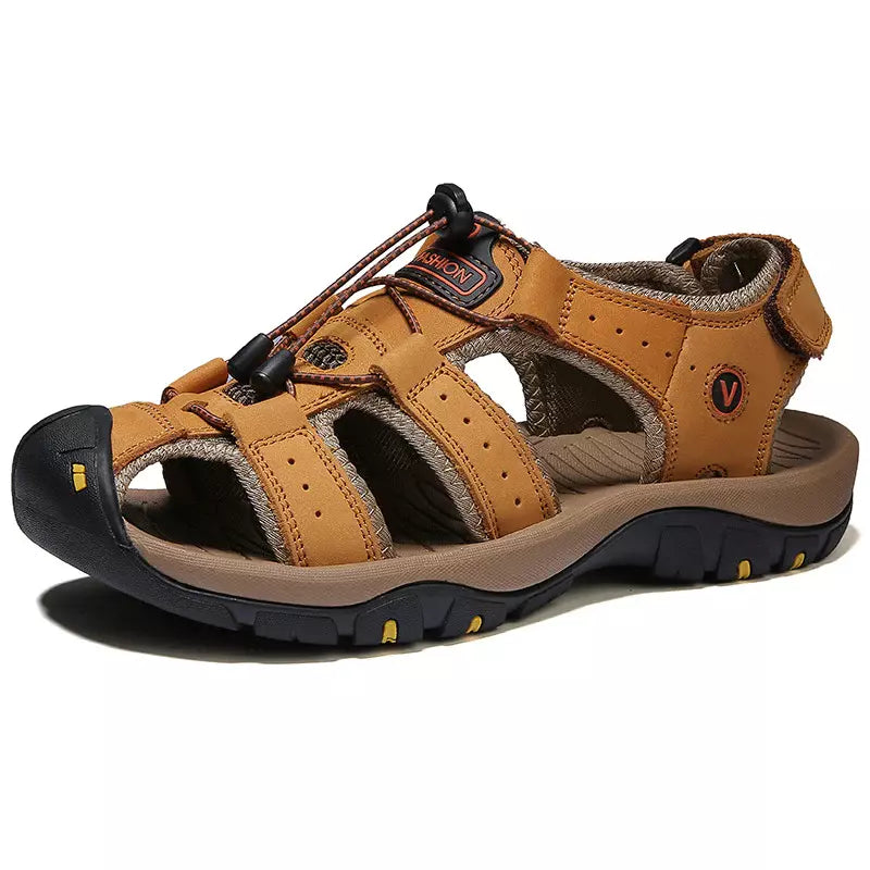 Sandales tout-terrain orange à lacet élastique, brides noires et semelle crantée