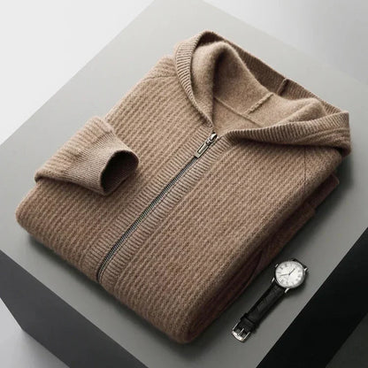 Sweat à capuche en cachemire chameau, plié à plat, zip et manches longues.