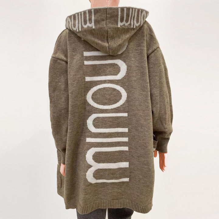 Cardigan marron à capuche, vue dos avec grand motif blanc, manches longues