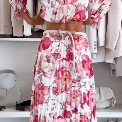 Robe à fleurs roses : taille smockée avec lien, volants en haut