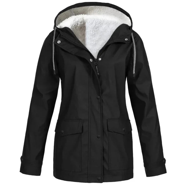 Parka à capuche fourrée noire, fermeture boutonnée, poches plaquées et cordons