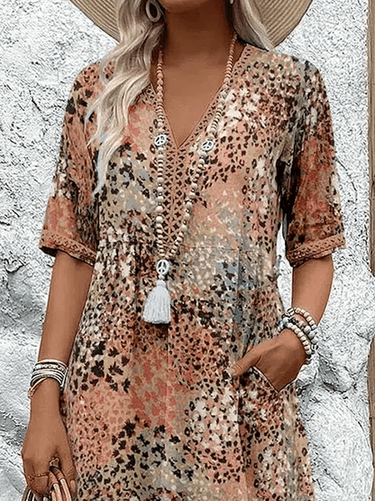 Robe d’été à col V, manches courtes, motif tacheté multicolore et pompons