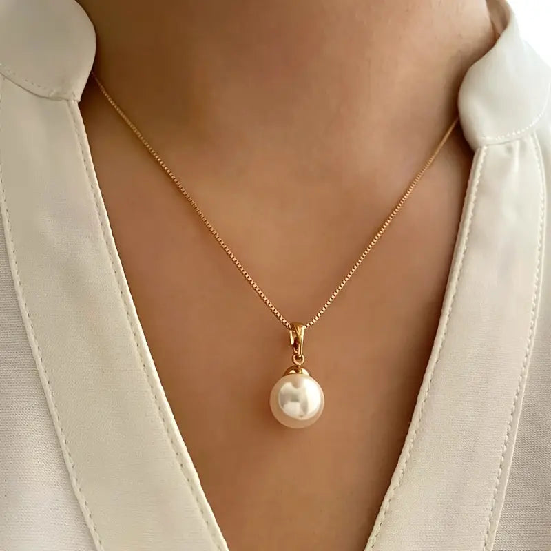 Parure élégante de collier de perles