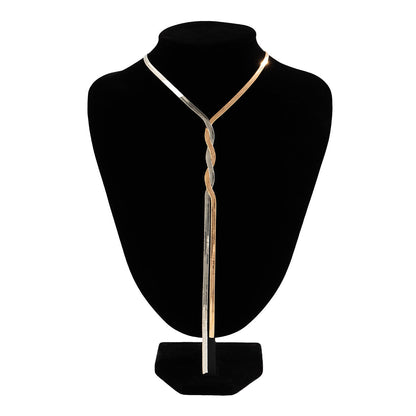 Collier chaîne torsadée longue, finition bicolore, pendentif vertical