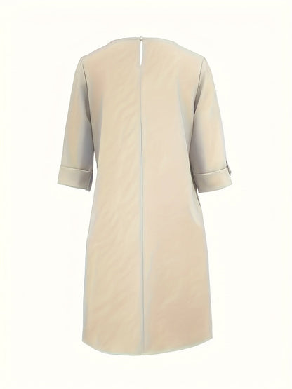 Robe crème manches trois-quarts, vue dos avec couture verticale et base droite