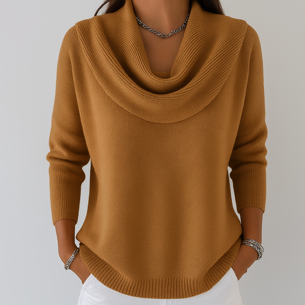 Pull élégant enveloppant marron, coupe ample, col cheminée drapé, ourlet côtelé, manches trois-quarts.