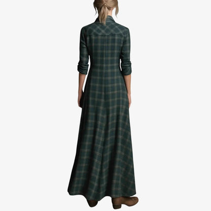 Robe longue à carreaux vert foncé, dos évasé, boutonnage central, manches 3/4