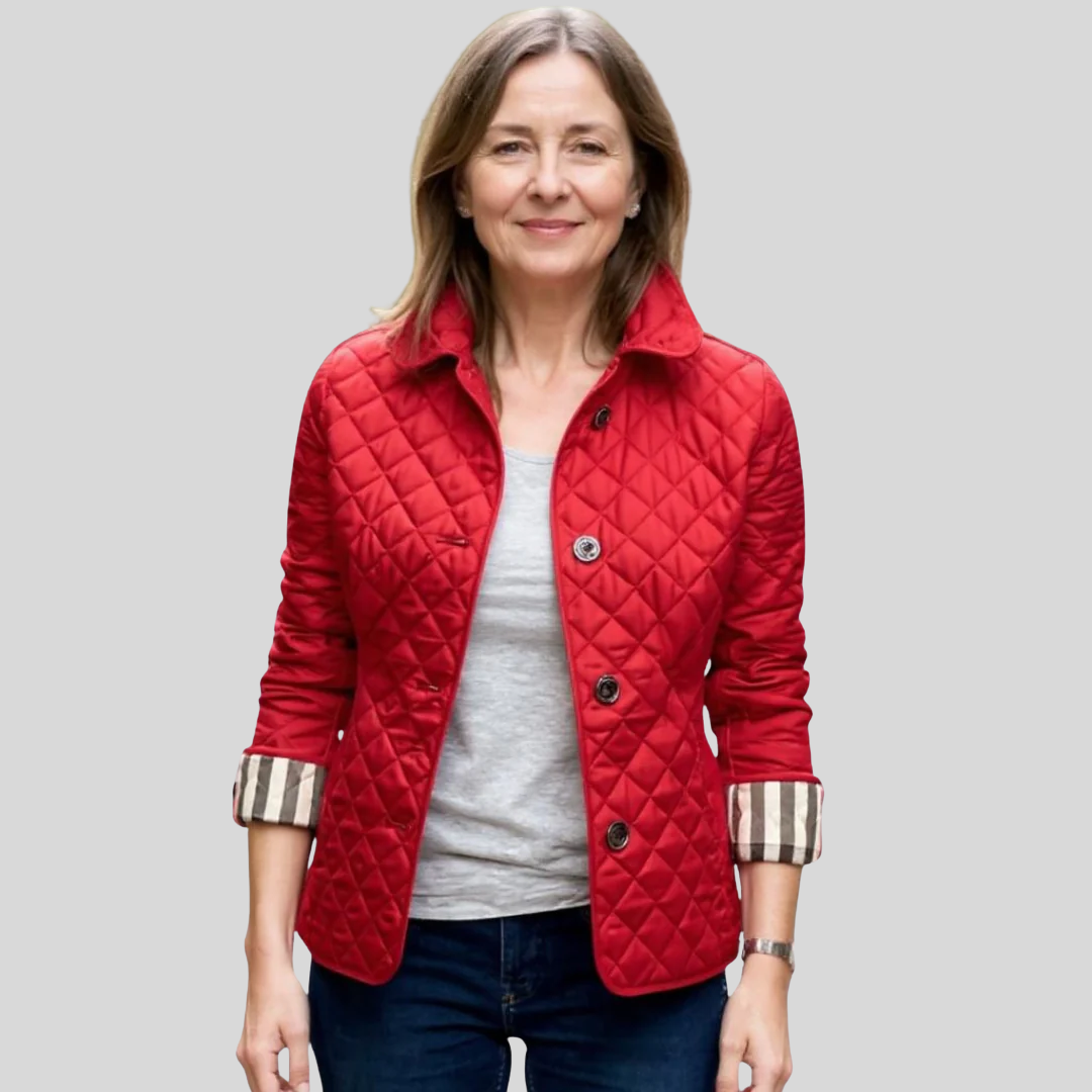 Veste matelassée rouge à col chemise, motif losanges, fermeture boutonnée et poignets à carreaux