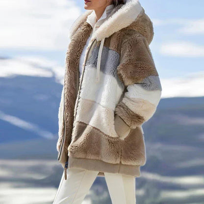 Veste d’hiver à capuche en fausse fourrure, blocs beige et blanc, fermeture zippée