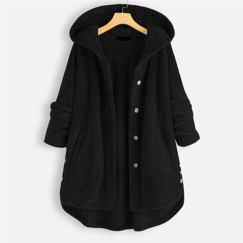 Manteau d’hiver à capuche en tissu texturé noir, manches longues et boutons dorés.