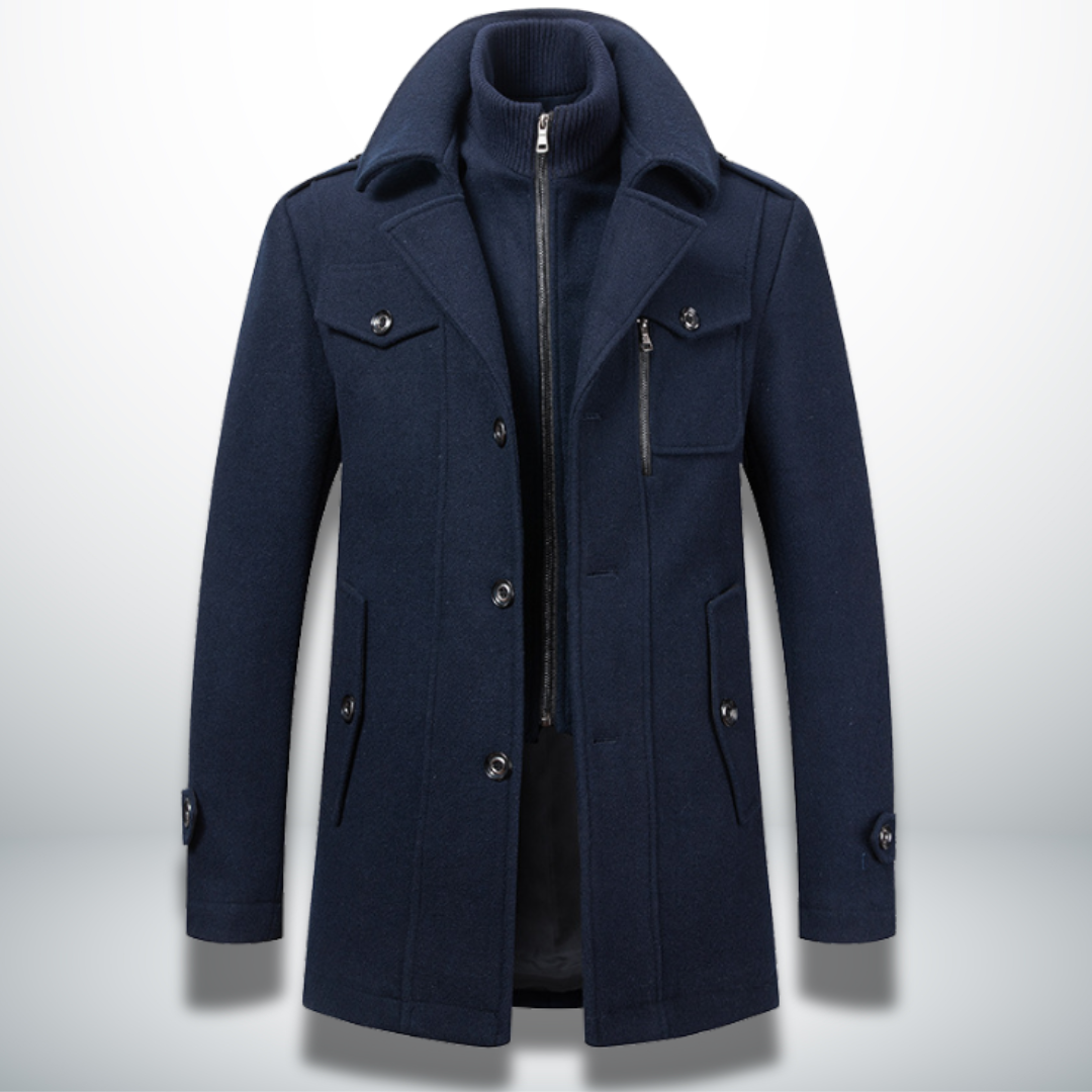 Manteau d’hiver bleu marine à col montant, fermeture zippée et poches à rabat
