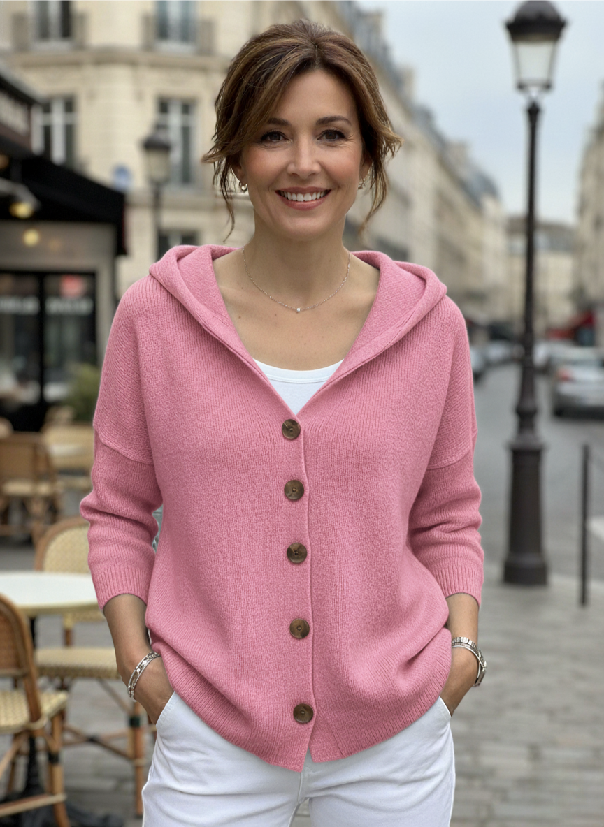 Gilet en maille rose à capuche, fermeture boutonnée et manches longues, coupe ample