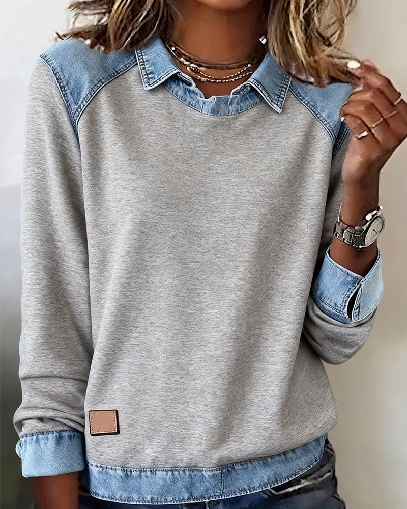 Blouse manches longues grise avec col en denim et poignets en denim, étiquette marron