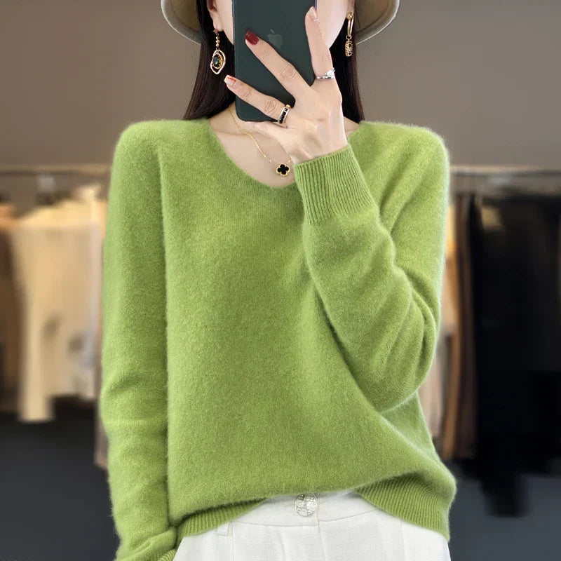 Pull en cachemire élégant vert pomme, encolure ras du cou et manches longues